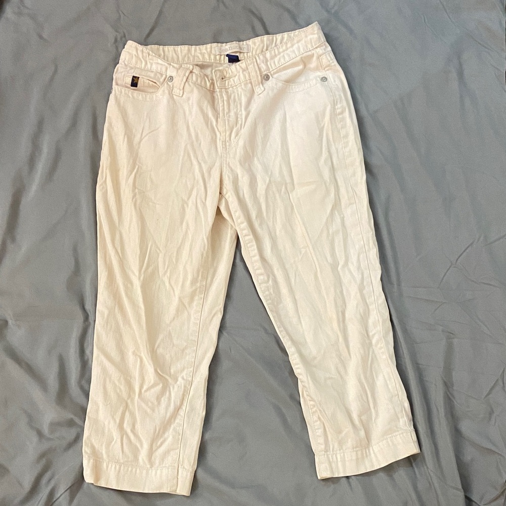 Women’s capri pants